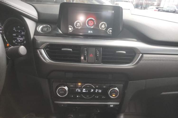 Used Mazda Atenza 2017 2.0L Blue Sky Luxury Edition Audio And AC Panel