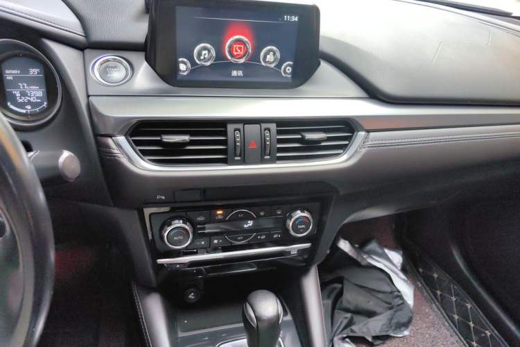 Used Mazda Atenza 2017 2.5L Skyactiv Sport Edition Audio And AC Panel
