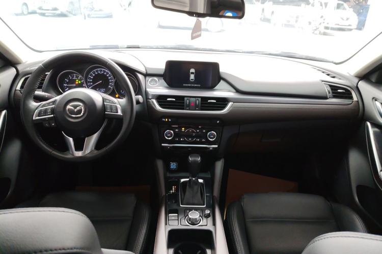 Used Mazda Atenza 2017 2.5L Blue Sky Prestige Edition Center Console
