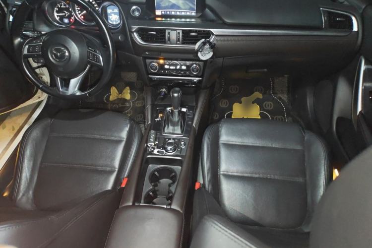 Used Mazda Atenza 2017 2.5L Skyactiv Sport Edition Center Console