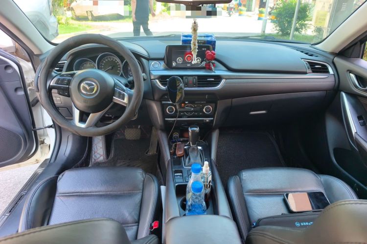 Used Mazda Atenza 2017 2.0L Blue Sky Luxury Edition Center Console