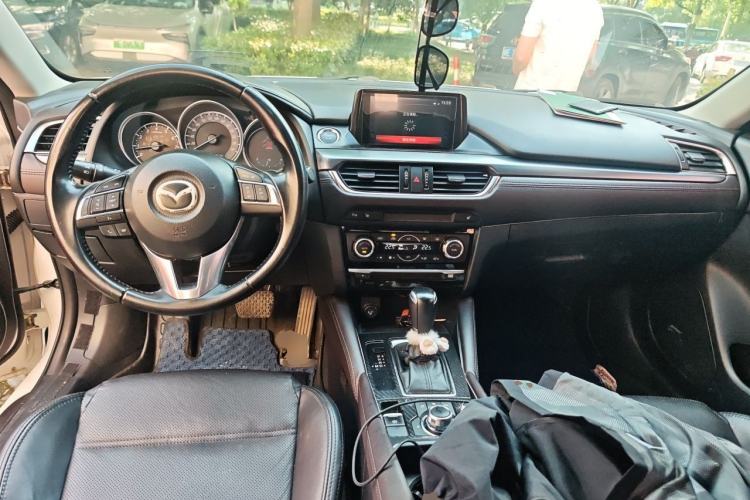 Used Mazda Atenza 2017 2.5L Blue Sky Prestige Edition Center Console