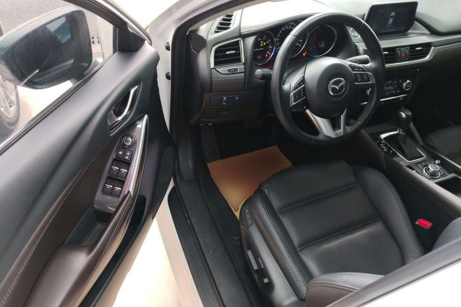 Used Mazda Atenza 2017 2.5L Blue Sky Prestige Edition Driver Seat