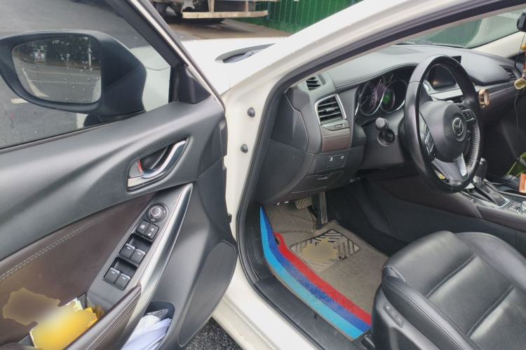Used Mazda Atenza 2017 2.0L Blue Sky Luxury Edition Driver Seat