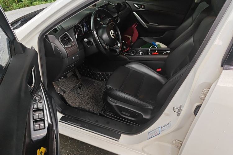 Used Mazda Atenza 2017 2.0L Blue Sky Luxury Edition Driver Seat