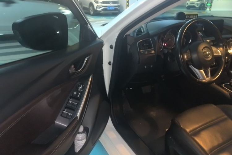 Used Mazda Atenza 2017 2.0L Blue Sky Luxury Edition Driver Seat