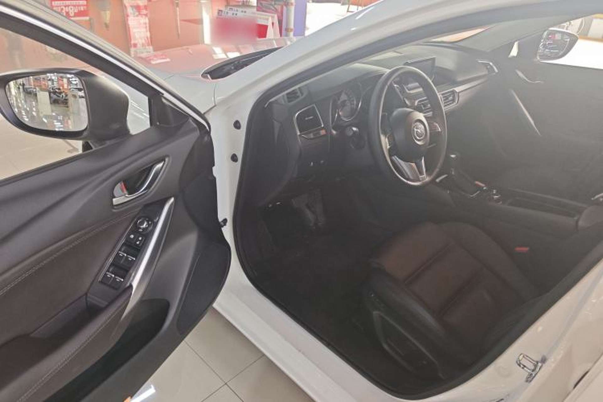 Used Mazda Atenza 2017 2.0L Blue Sky Luxury Edition Driver Seat