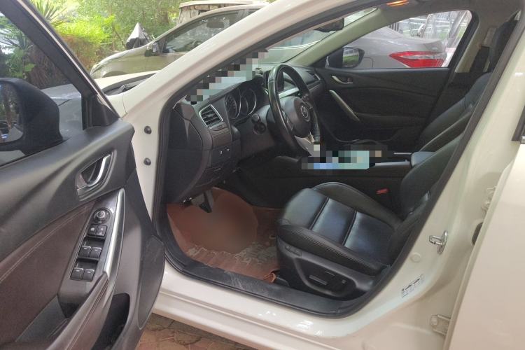 Used Mazda Atenza 2017 2.0L Blue Sky Luxury Edition Driver Seat