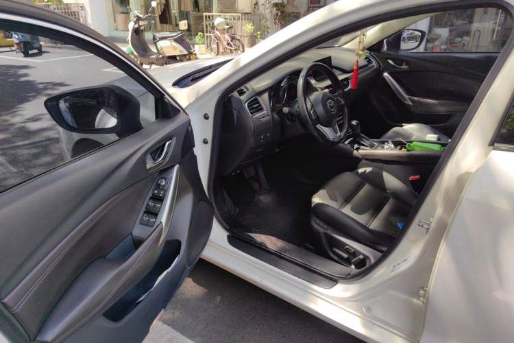 Used Mazda Atenza 2017 2.0L Blue Sky Prestige Edition Driver Seat