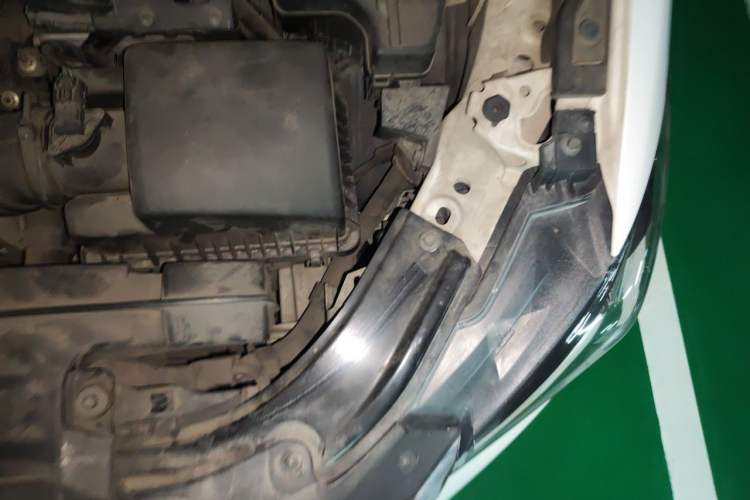 Used Mazda Atenza 2017 2.5L Skyactiv Sport Edition Engine Bay Left