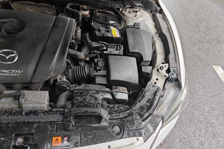 Used Mazda Atenza 2017 2.0L Blue Sky Luxury Edition Engine Bay Left