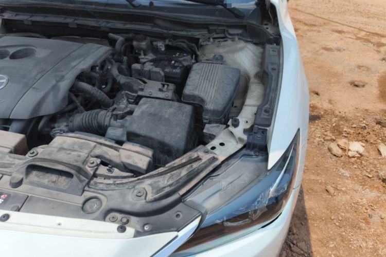 Used Mazda Atenza 2017 2.0L Blue Sky Fashion Edition Engine Bay Left