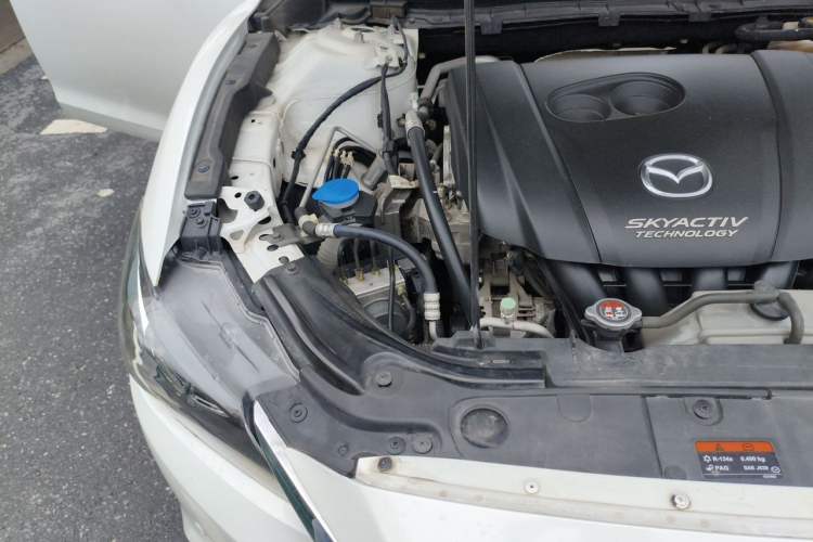 Used Mazda Atenza 2017 2.0L Blue Sky Luxury Edition Engine Bay Right