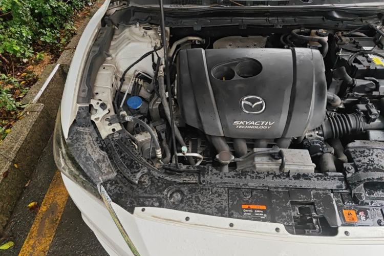 Used Mazda Atenza 2017 2.0L Blue Sky Luxury Edition Engine Bay Right