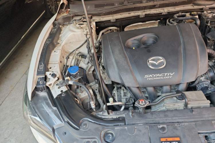 Used Mazda Atenza 2017 2.0L Blue Sky Luxury Edition Engine Bay Right