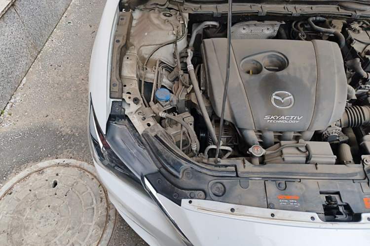 Used Mazda Atenza 2017 2.0L Blue Sky Luxury Edition Engine Bay Right