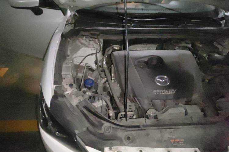 Used Mazda Atenza 2017 2.0L Blue Sky Luxury Edition Engine Bay Right