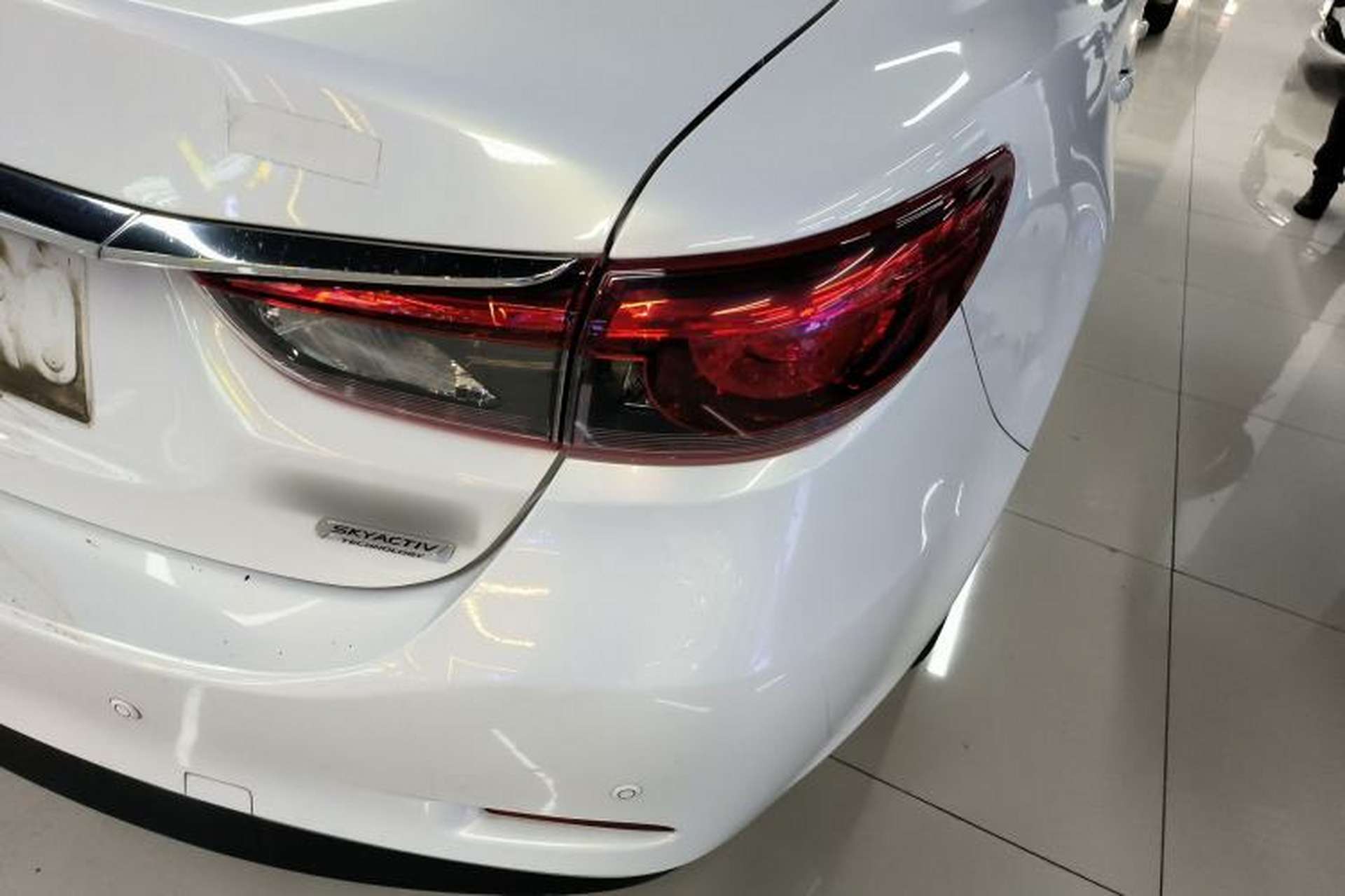 Used Mazda Atenza 2017 2.0L Blue Sky Luxury Edition Exterior 3