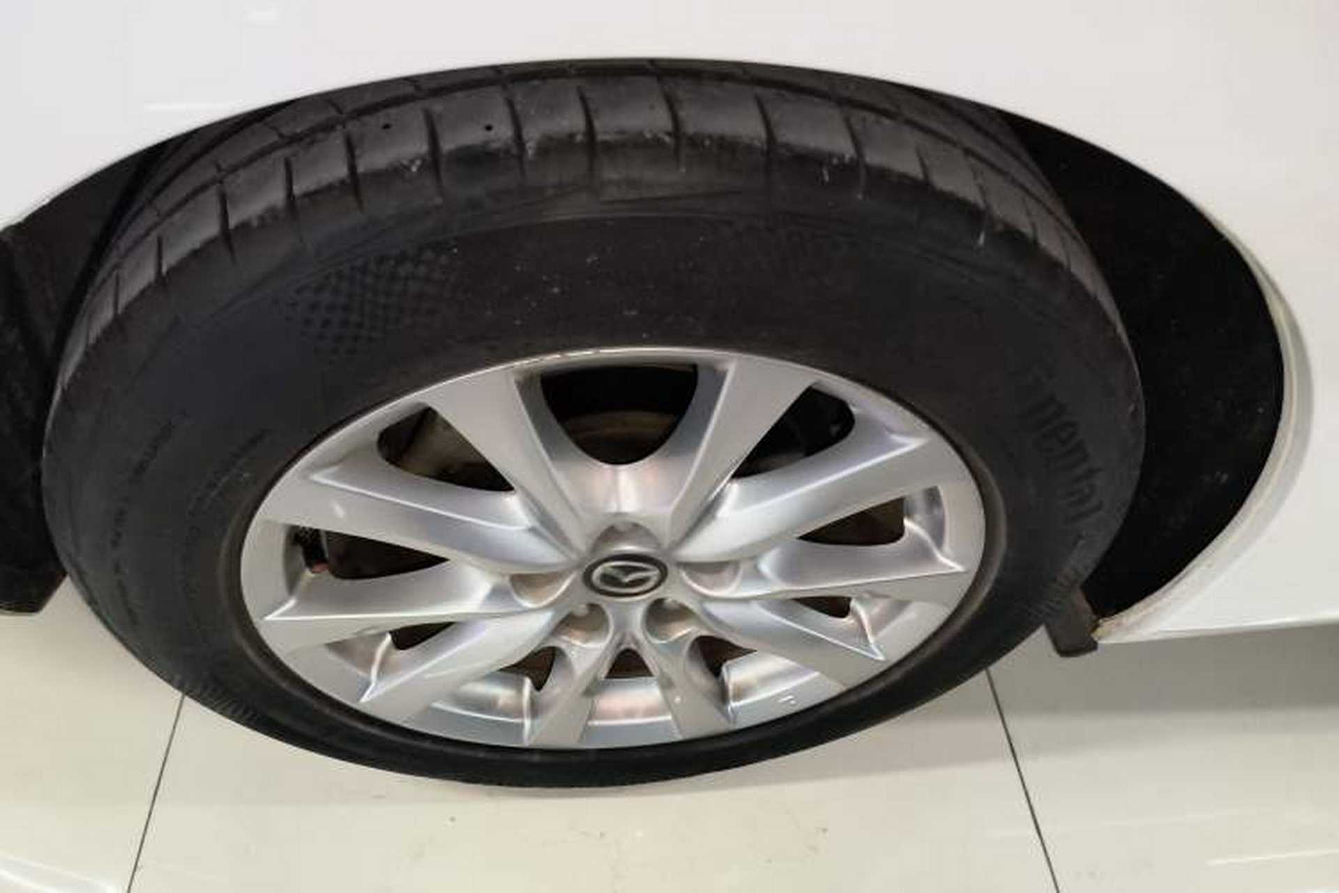 Used Mazda Atenza 2017 2.0L Blue Sky Luxury Edition Exterior 5