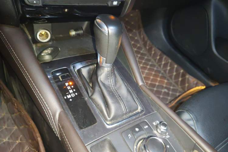 Used Mazda Atenza 2017 2.5L Skyactiv Sport Edition Gear Lever