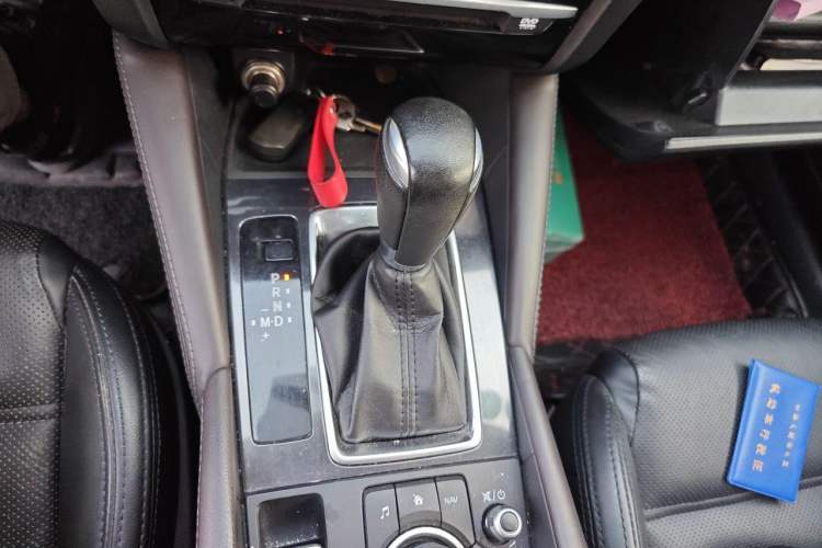 Used Mazda Atenza 2017 2.5L Blue Sky Prestige Edition Gear Lever