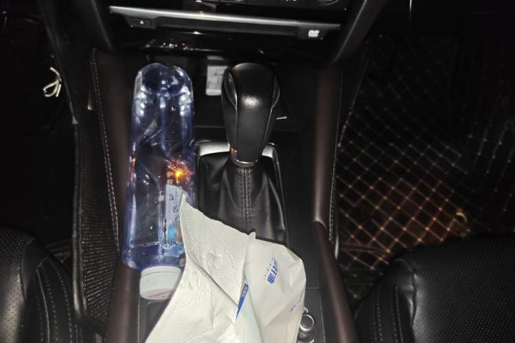 Used Mazda Atenza 2017 2.5L Blue Sky Prestige Edition Gear Lever