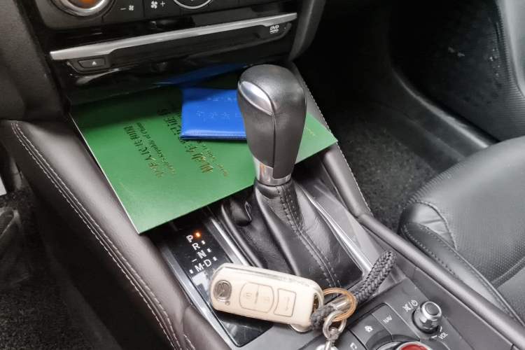 Used Mazda Atenza 2017 2.5L Blue Sky Prestige Edition Gear Lever