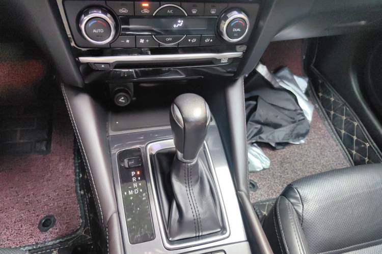 Used Mazda Atenza 2017 2.5L Skyactiv Sport Edition Gear Lever