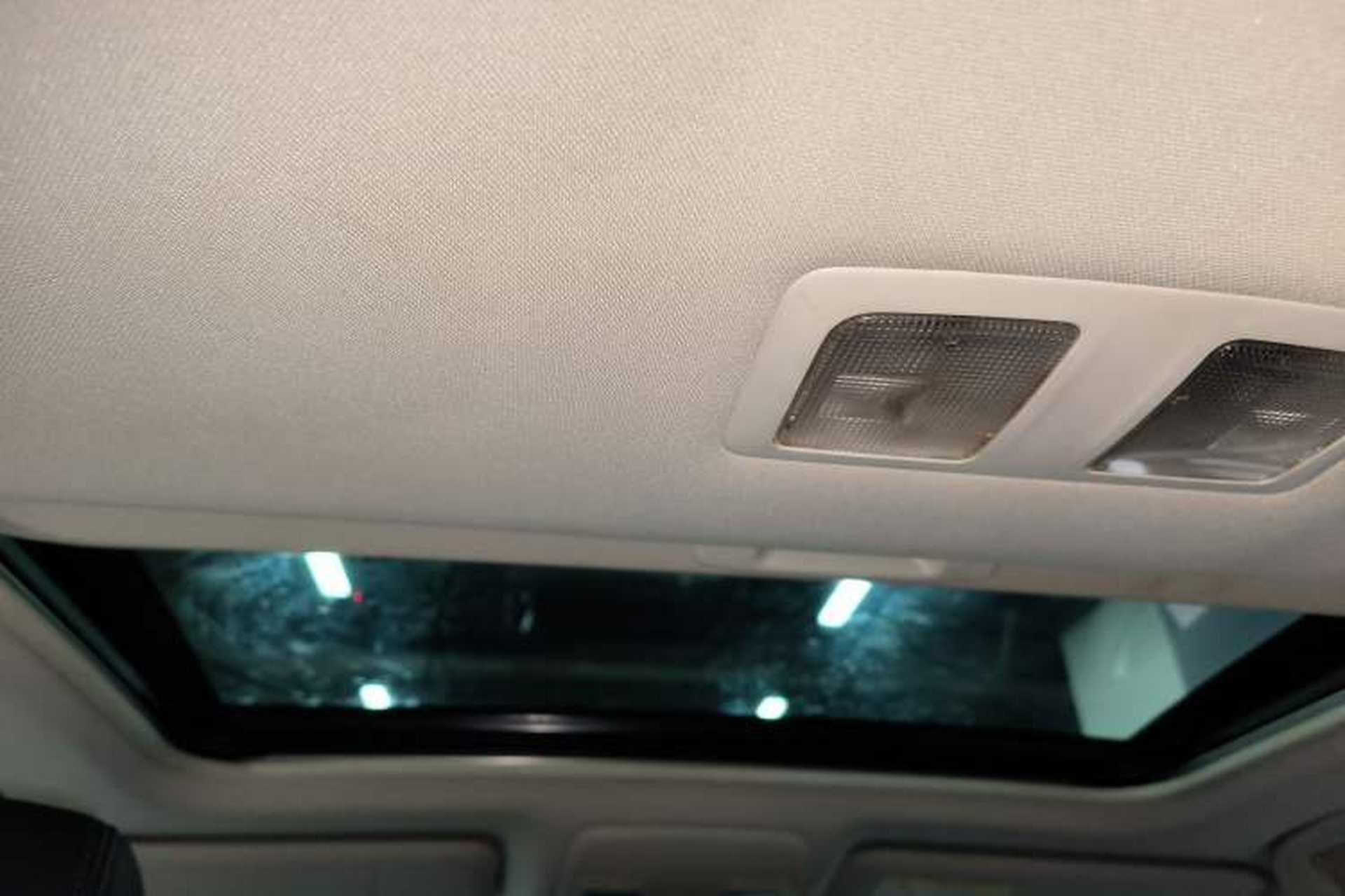 Used Mazda Atenza 2017 2.0L Blue Sky Luxury Edition Headliner