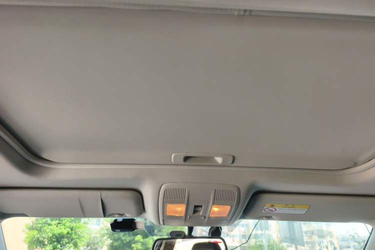 Used Mazda Atenza 2017 2.0L Blue Sky Luxury Edition Headliner