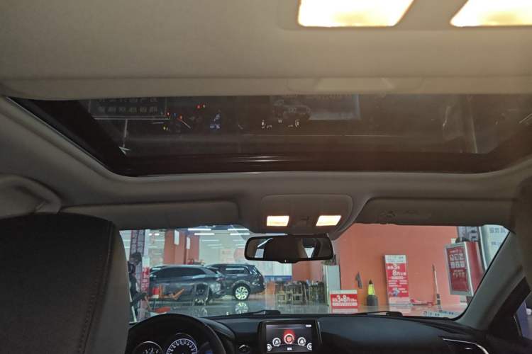 Used Mazda Atenza 2017 2.0L Blue Sky Luxury Edition Headliner