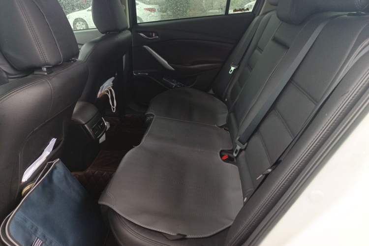 Used Mazda Atenza 2017 2.5L Skyactiv Sport Edition Interior 4