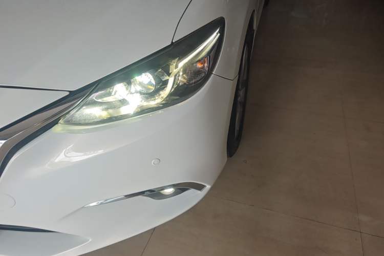 Used Mazda Atenza 2017 2.0L Blue Sky Prestige Edition Left Front Headlight
