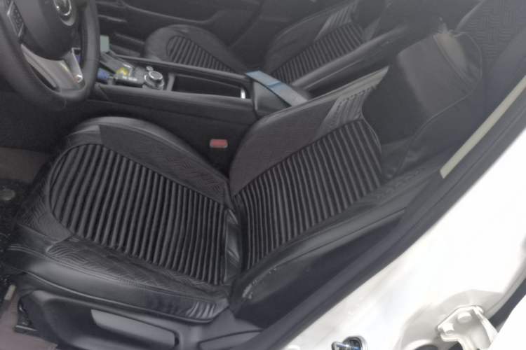 Used Mazda Atenza 2017 2.0L Blue Sky Fashion Edition Left Front Seat