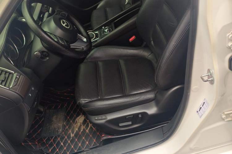 Used Mazda Atenza 2017 2.0L Blue Sky Luxury Edition Left Front Seat