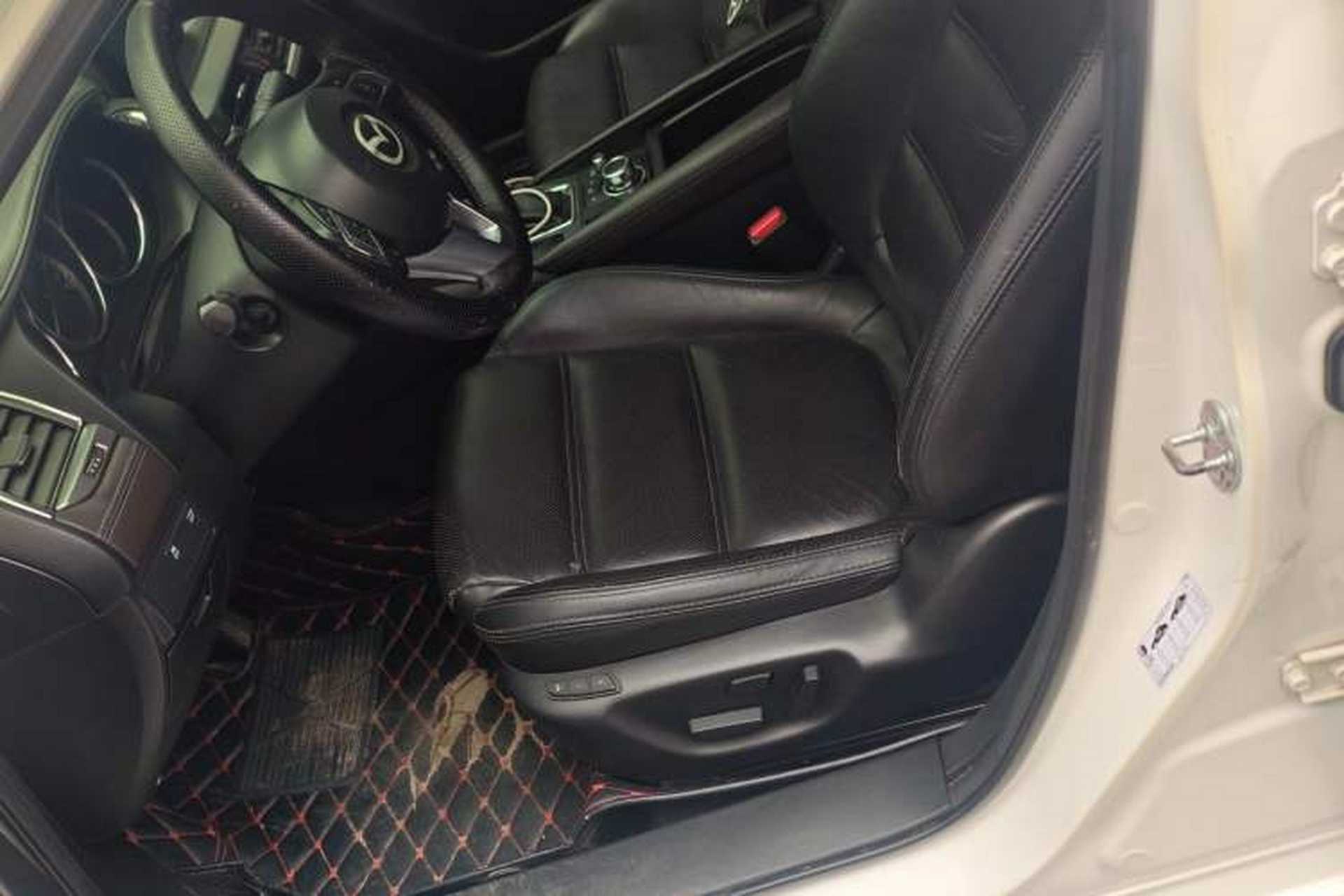 Used Mazda Atenza 2017 2.0L Blue Sky Luxury Edition Left Front Seat