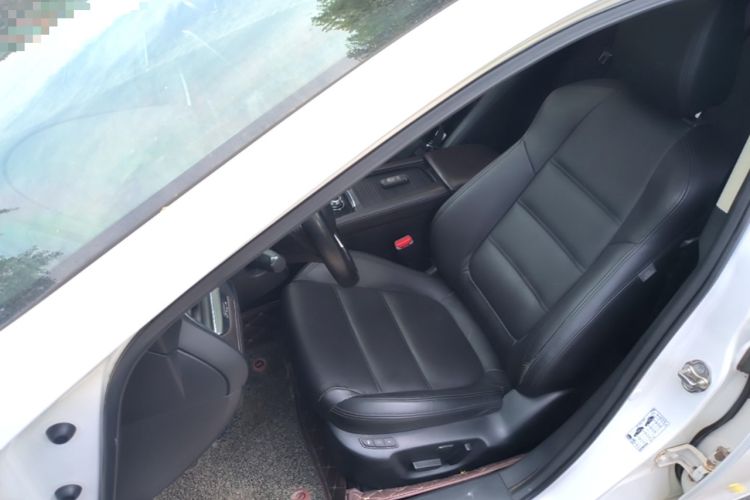 Used Mazda Atenza 2017 2.0L Blue Sky Luxury Edition Left Front Seat