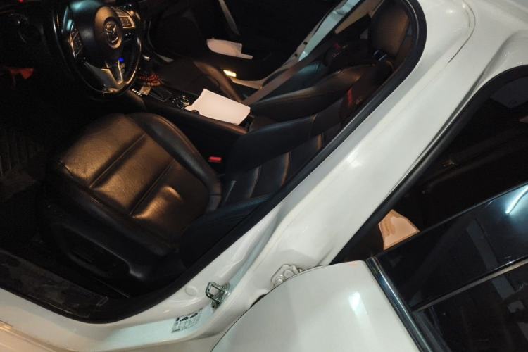 Used Mazda Atenza 2017 2.0L Blue Sky Luxury Edition Left Front Seat