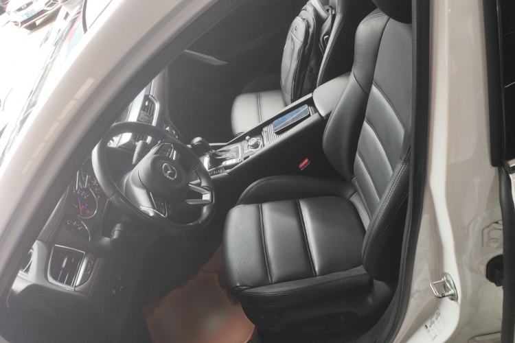 Used Mazda Atenza 2017 2.0L Blue Sky Luxury Edition Left Front Seat