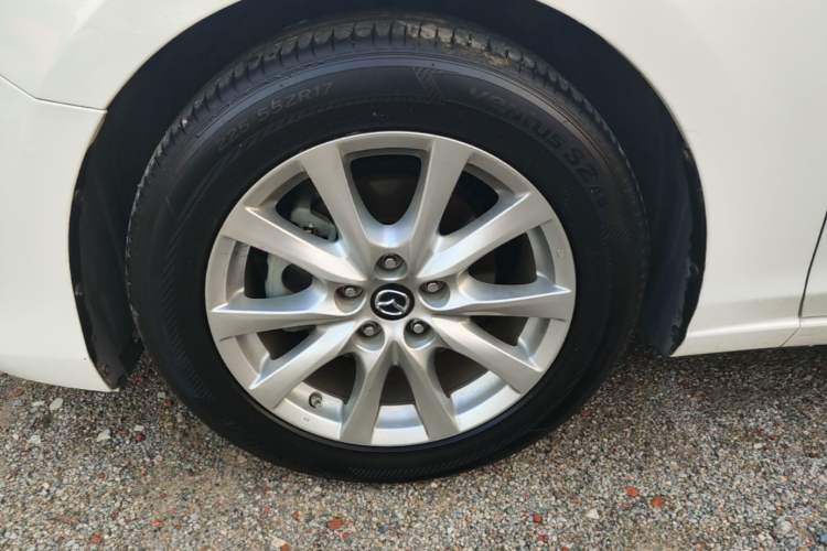 Used Mazda Atenza 2017 2.0L Blue Sky Luxury Edition Left Front Wheel Hub