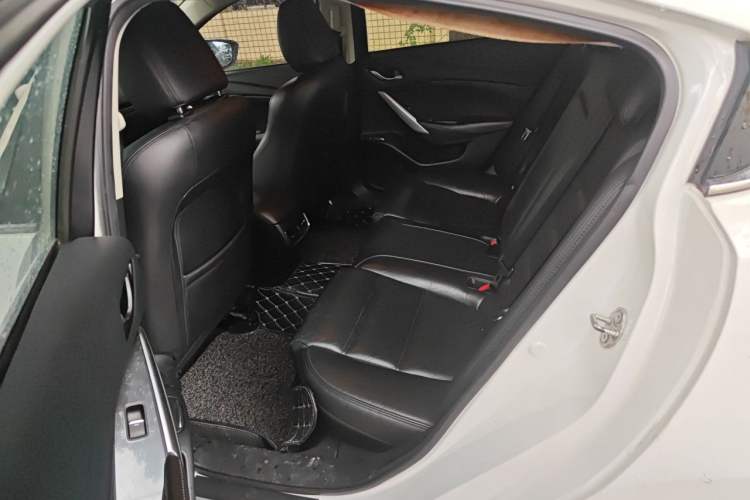 Used Mazda Atenza 2017 2.0L Blue Sky Luxury Edition Left Rear Seat