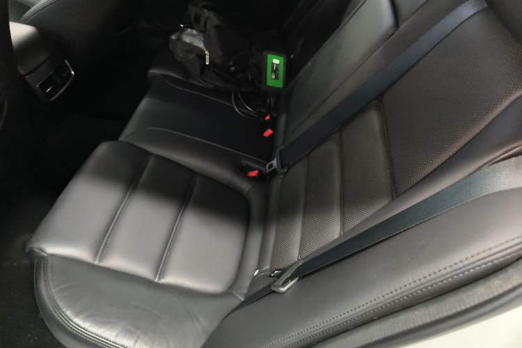 Used Mazda Atenza 2017 2.0L Blue Sky Luxury Edition Left Rear Seat