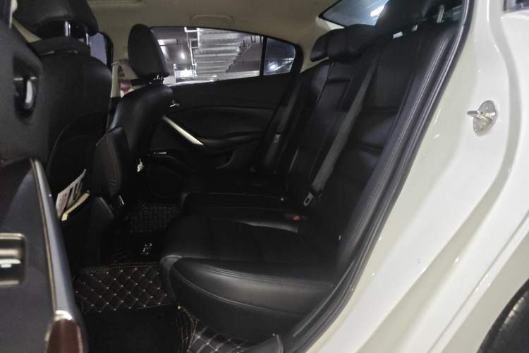 Used Mazda Atenza 2017 2.5L Blue Sky Prestige Edition Left Rear Seat