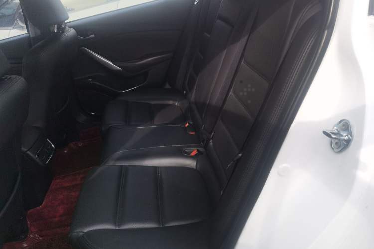 Used Mazda Atenza 2017 2.0L Blue Sky Luxury Edition Left Rear Seat