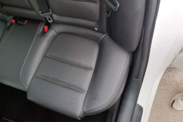 Used Mazda Atenza 2017 2.5L Blue Sky Prestige Edition Left Rear Seat