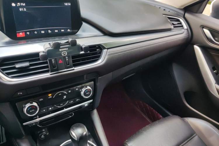 Used Mazda Atenza 2017 2.0L Blue Sky Luxury Edition Odometer Close Up