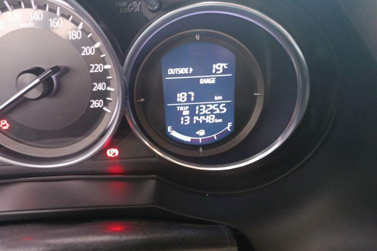 Used Mazda Atenza 2017 2.5L Skyactiv Sport Edition Odometer Close Up
