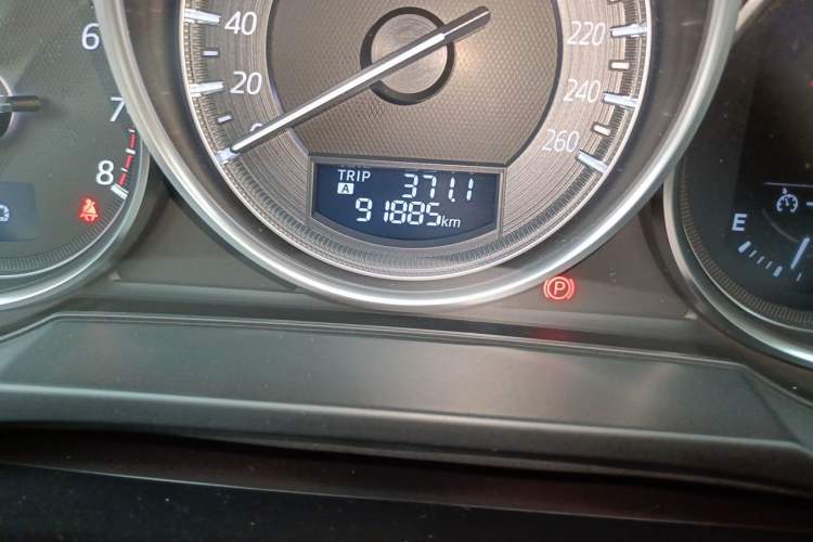 Used Mazda Atenza 2017 2.5L Blue Sky Prestige Edition Odometer Close Up