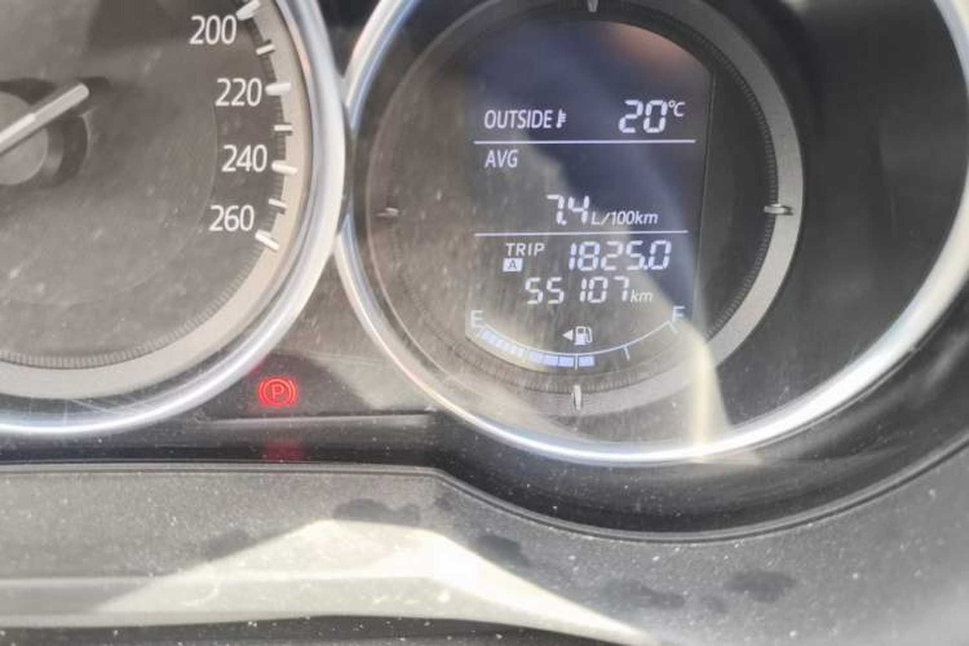 Used Mazda Atenza 2017 2.0L Blue Sky Luxury Edition Odometer Close Up