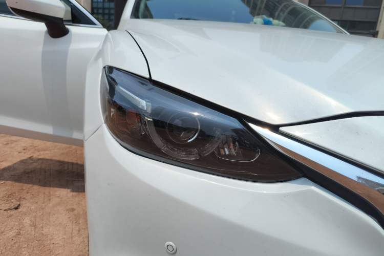Used Mazda Atenza 2017 2.0L Blue Sky Fashion Edition Right Front Headlight